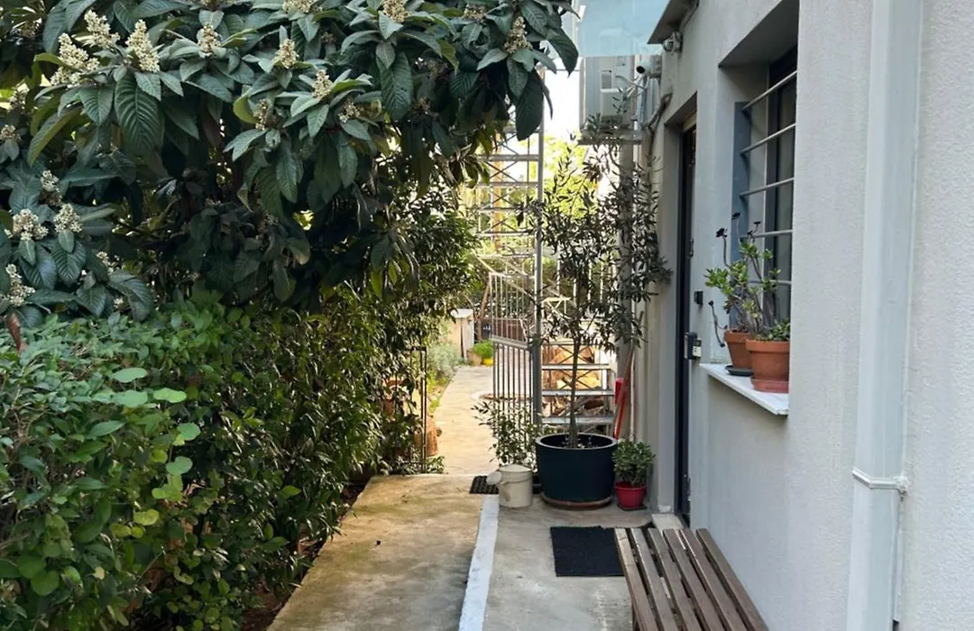Small Gem Studio Athens, Next To Metro Nomismatokopeio-1