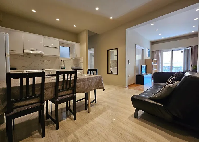 J&G Luxury Apartment - Athens Town